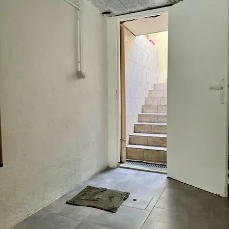 La Petite Maison Chaleureuse Apartment Jouars-Pontchartrain