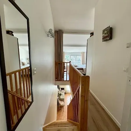 La Petite Maison Chaleureuse Apartment